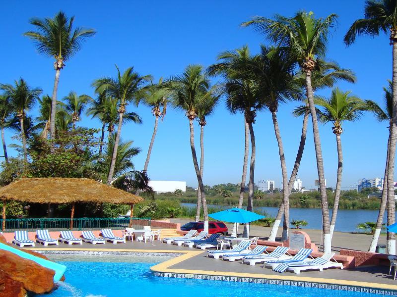 Don Pelayo Pacific Beach Масатлан Екстериор снимка